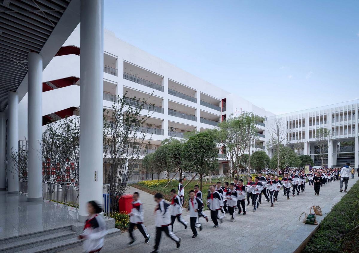 f3 _庭院2（摄影：存在建筑）__©_Arch-Exist_.Courtyard_2_调整大小.jpg