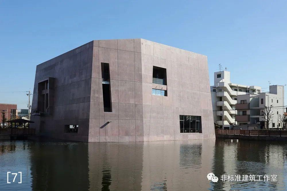 图书馆设计得这么好，不拿来玩手机就可惜了 | 拆解