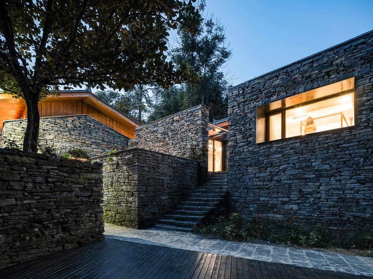 百美村宿•拉毫石屋 / 原榀建筑事务所