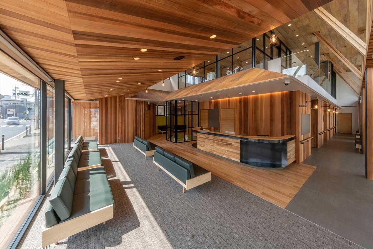 温暖的透明度：名古屋外科诊所“Takenaka” / TSC Architects