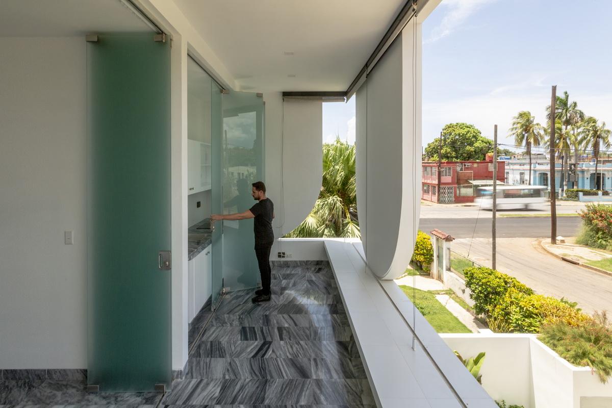 哈瓦那“U”字屋 / Albor Arquitectos