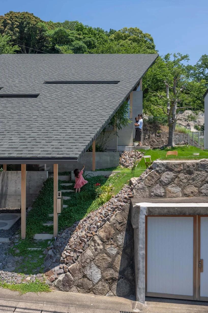 takayuki-suzuki-architecture-atelier-house-in-gamagori-japan-designboom-4.webp.jpg