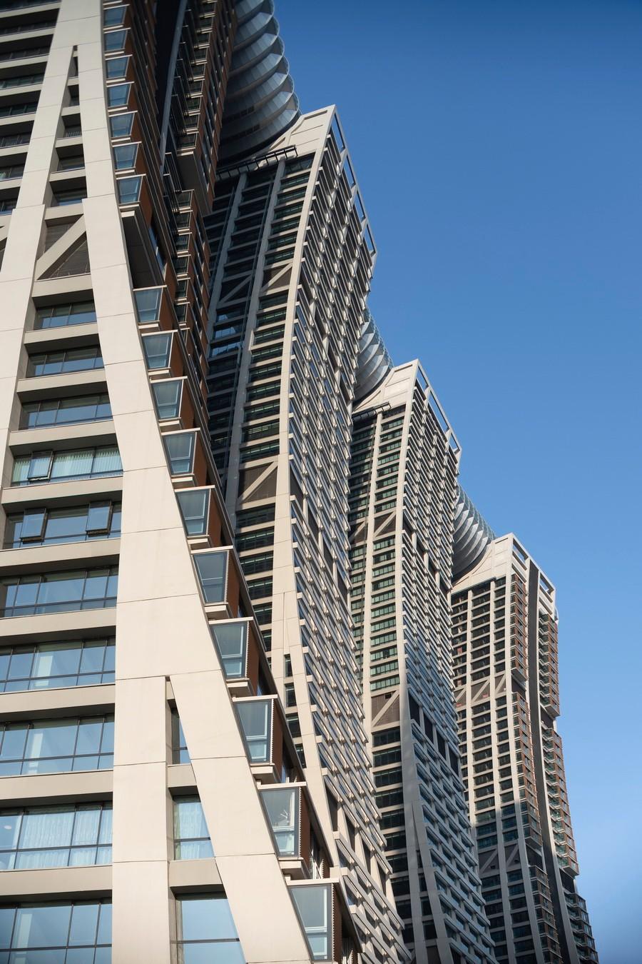城市封面级新地标——重庆来福士 / 萨夫迪建筑事务所