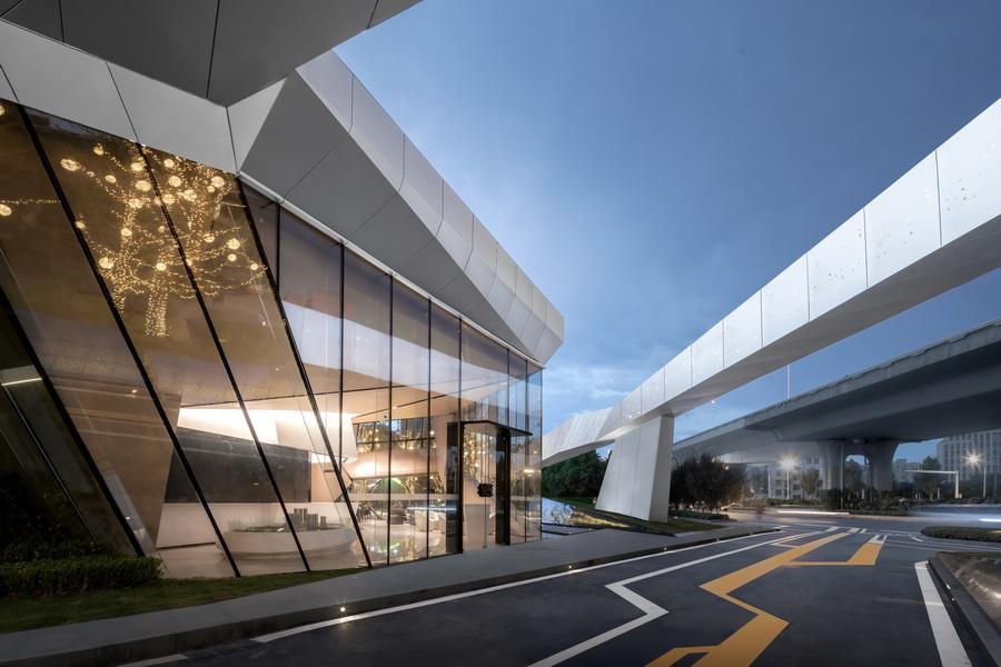 武汉万科城市之光展示中心 / 上海天华建筑设计
