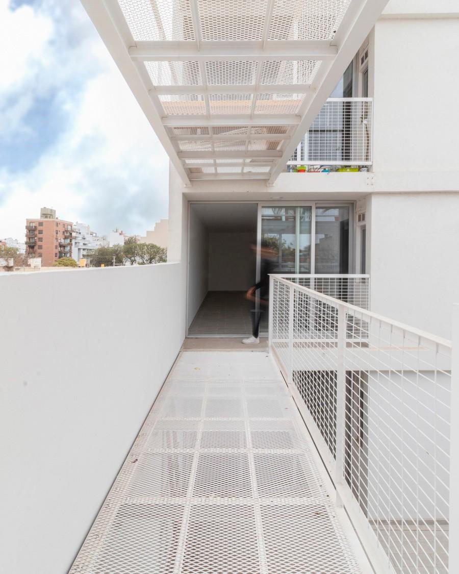 卡塔马卡公寓，诗与艺术点缀空白 / Carlos Alejandro Ciravegna
