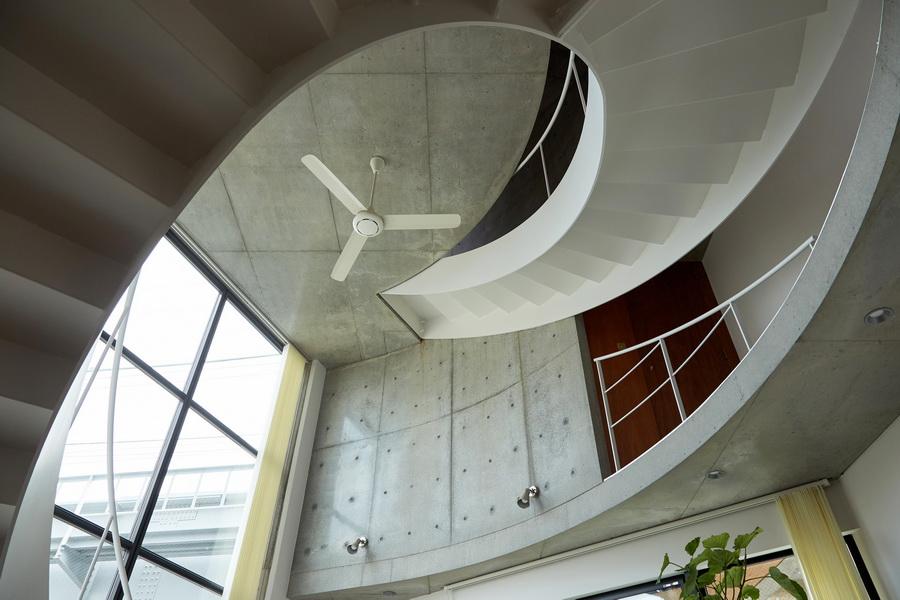 Stir住宅，城市的“旋转楼梯” / Ryu Mitarai & Associates, Architects