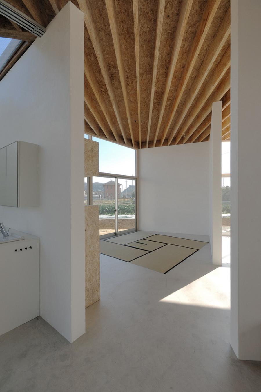 日本“L”型墙住宅 / 宮晶子建筑工作室