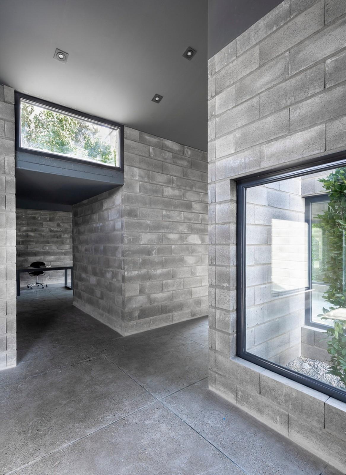 Aptus 工厂展厅，庭院与光影之歌 / Hooba Design