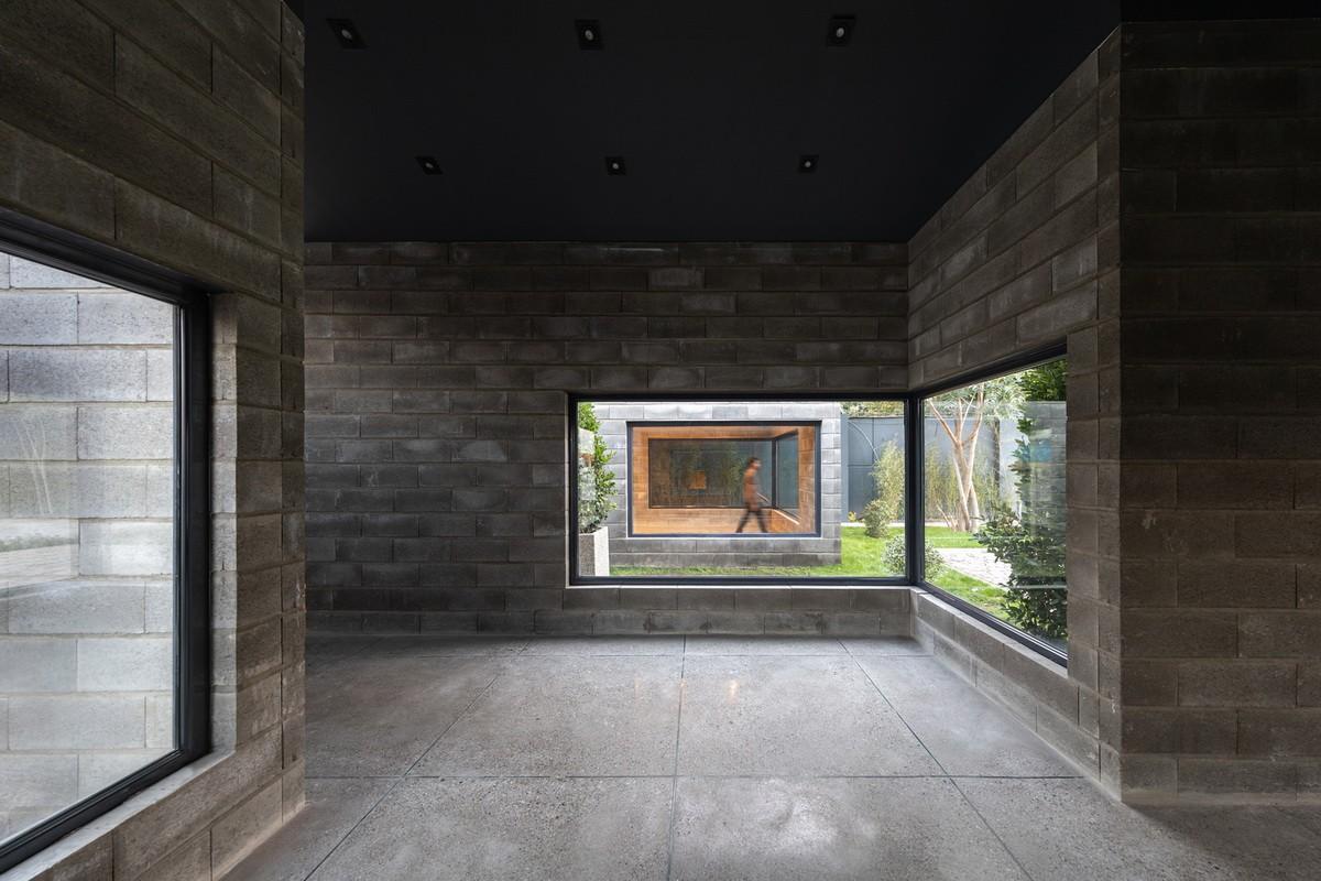 Aptus 工厂展厅，庭院与光影之歌 / Hooba Design