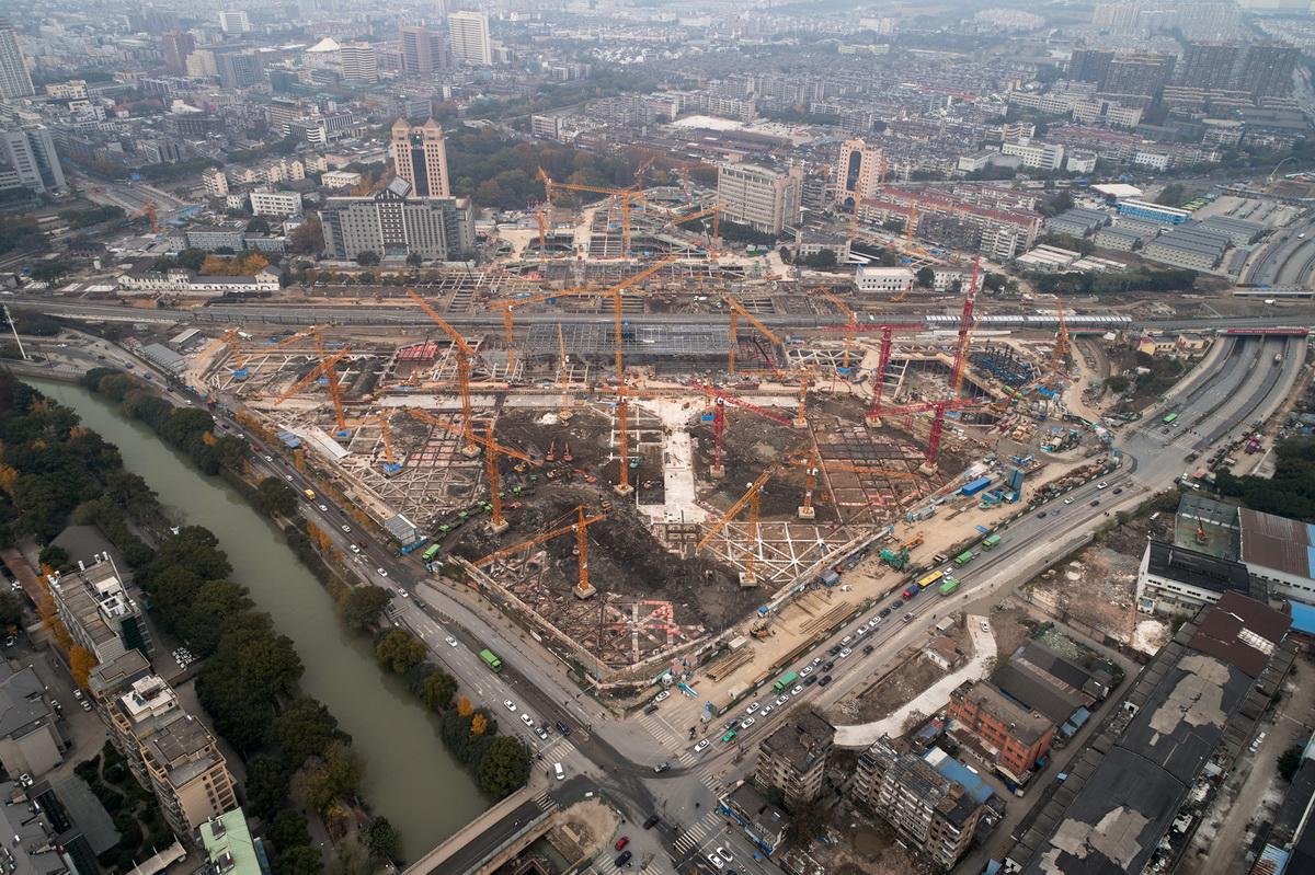 20_MAD_Jiaxing Train Station Currently Under Construction_photo by Agovision_调整大小.jpg