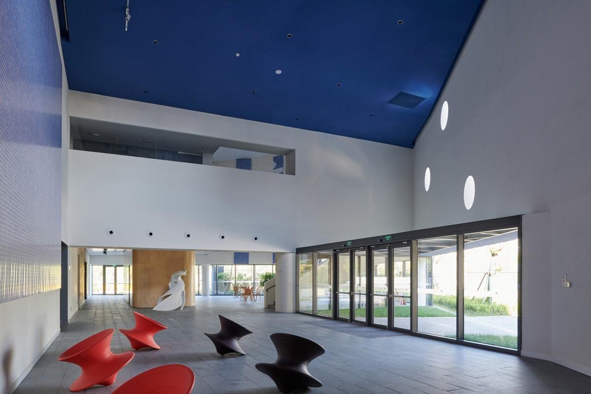 上海平和图书剧场 / OPEN Architecture