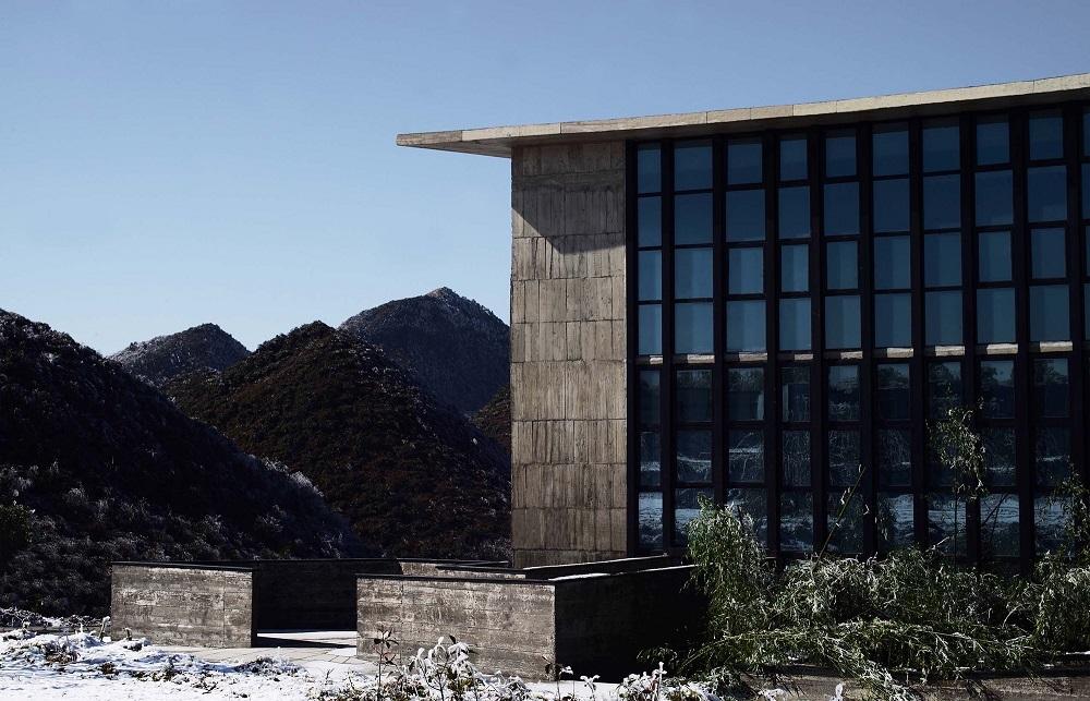崔苏坝彝文化中心暨国际露营基地 / 西线工作室