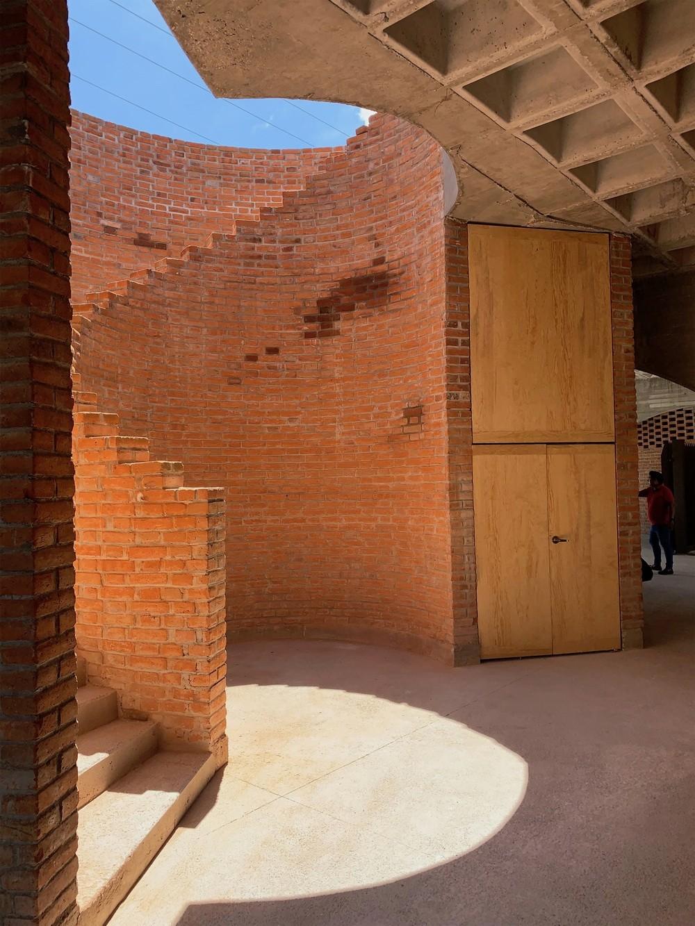 Jojutla 灾后重建|学校 / 墨西哥Taller de Arquitectura X