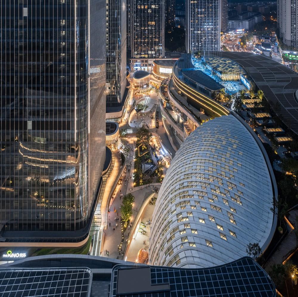 香港置地重庆光环The Ring购物公园——PHA湃昂国际建筑设计