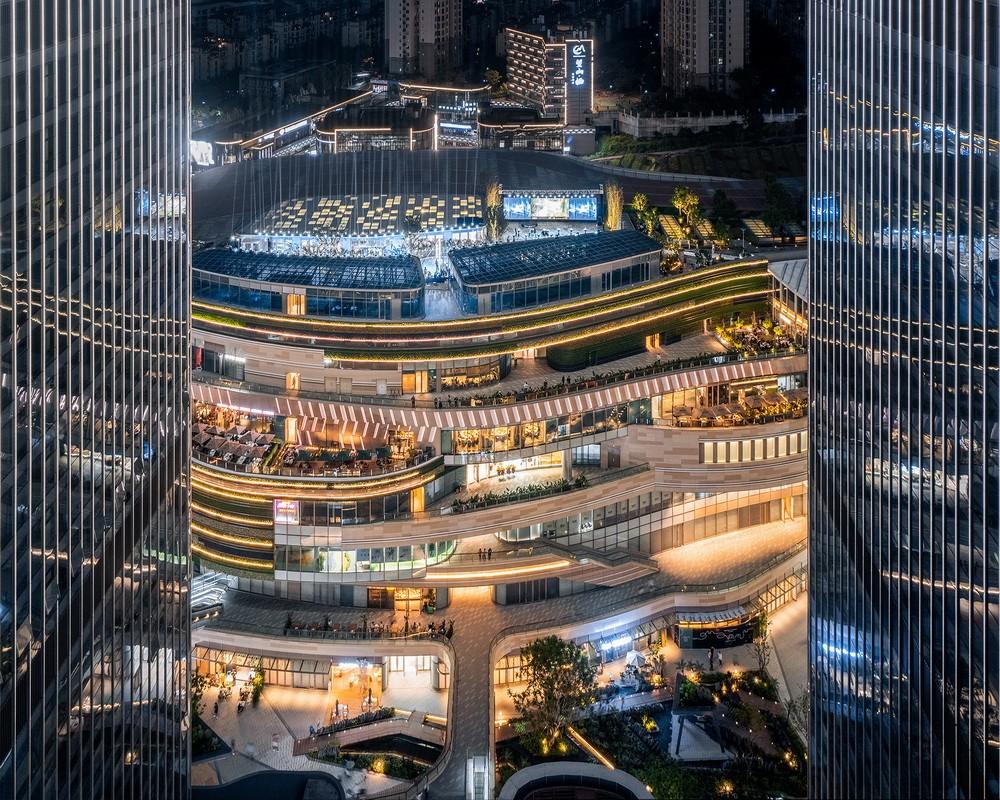 香港置地重庆光环The Ring购物公园——PHA湃昂国际建筑设计