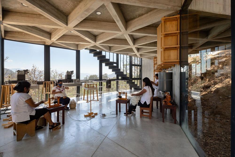 体块的协奏曲：墨西哥蚕园/LAMZ Arquitectura