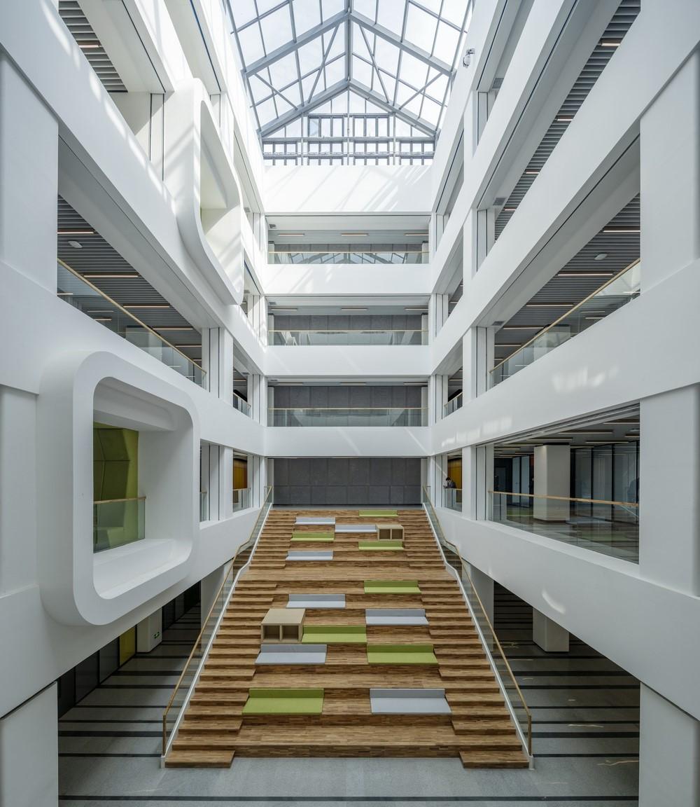 长春兴隆综保区高新技术企业孵化园区/哈工大建筑设计研究院