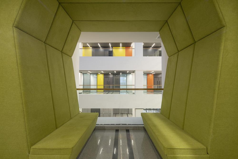 长春兴隆综保区高新技术企业孵化园区/哈工大建筑设计研究院