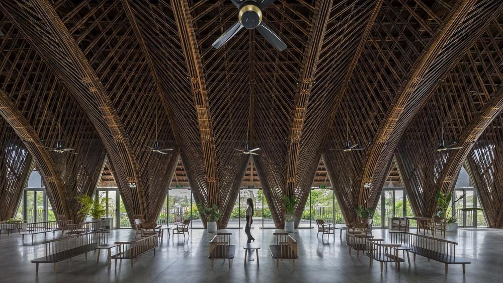 大跨度拱形竹梁，Casamia 社区之家 / VTN Architects