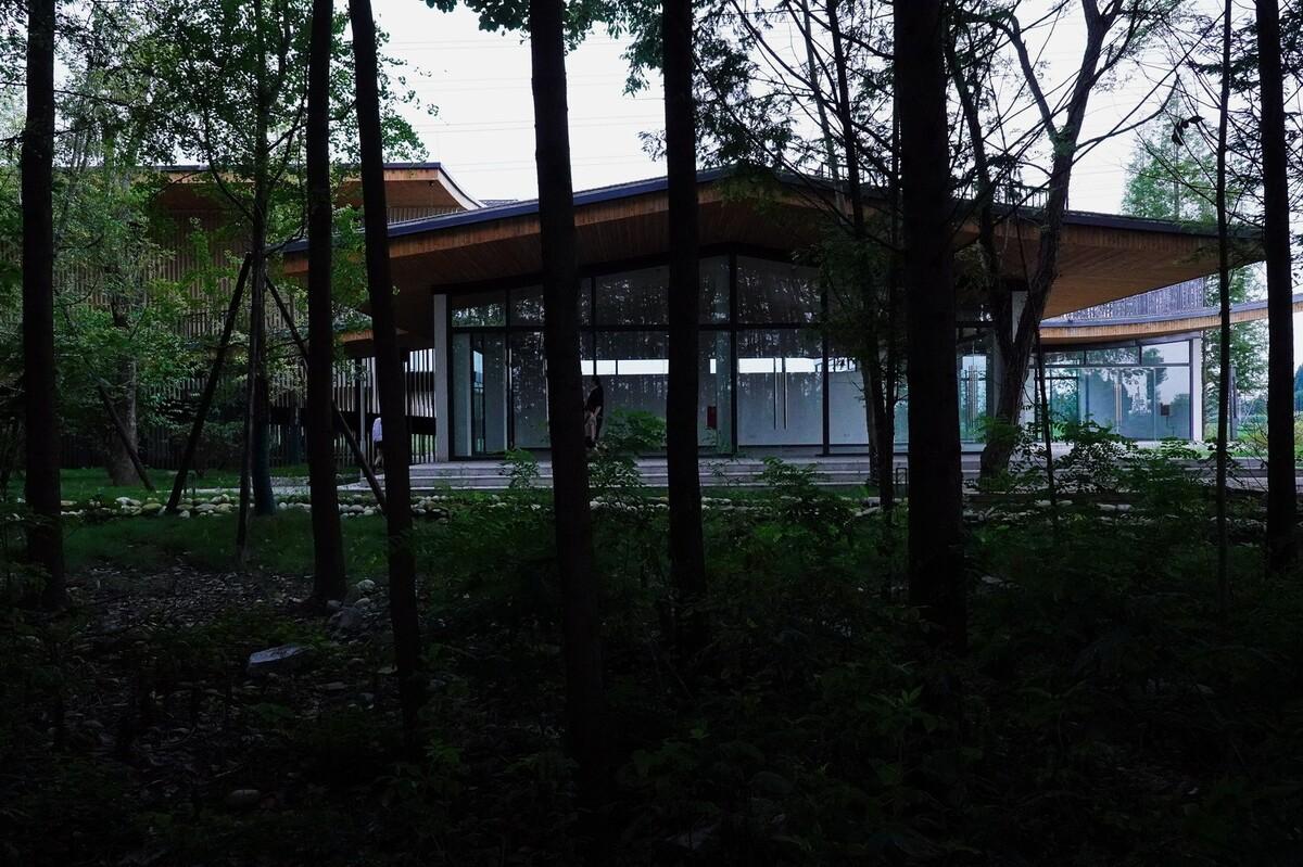 最好的粮油在田间——耕田上的院子，村落中的乐园 / 小隐建筑事务所