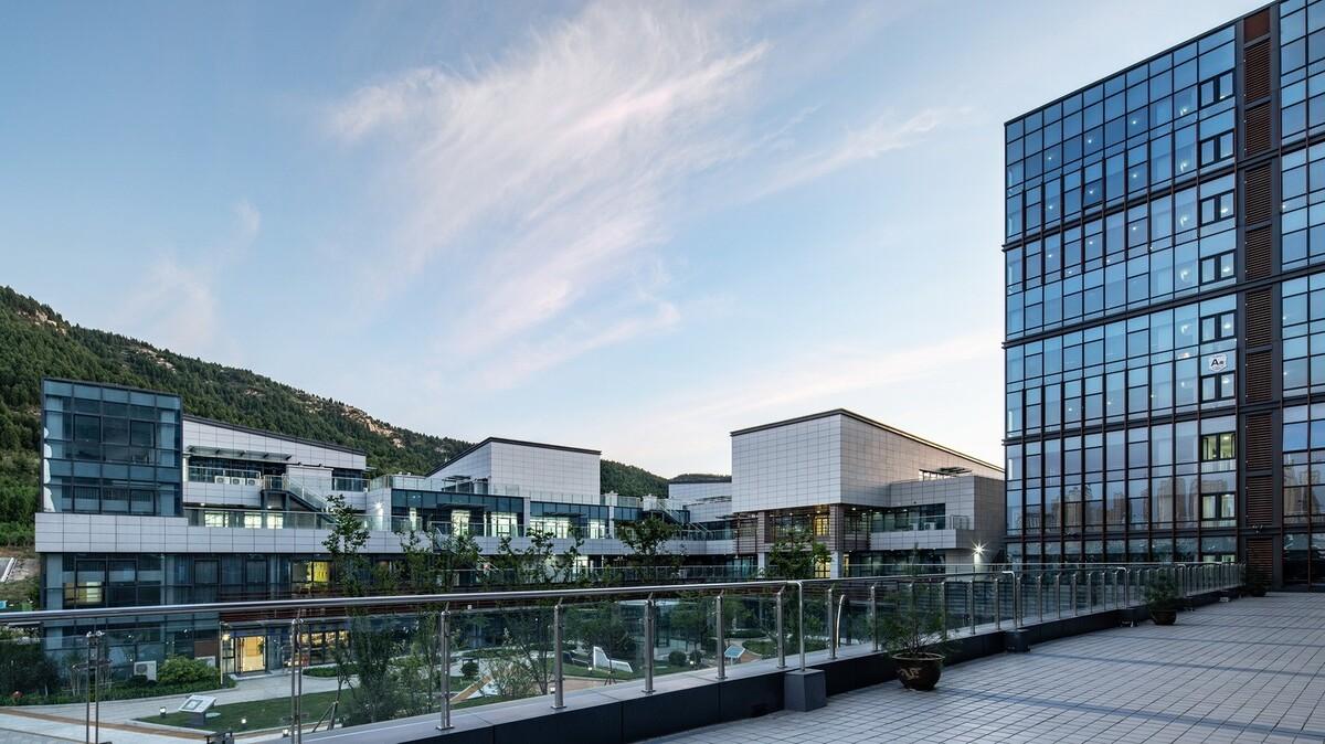 创新谷里的生活容器/北京龙源科建建筑设计有限公司
