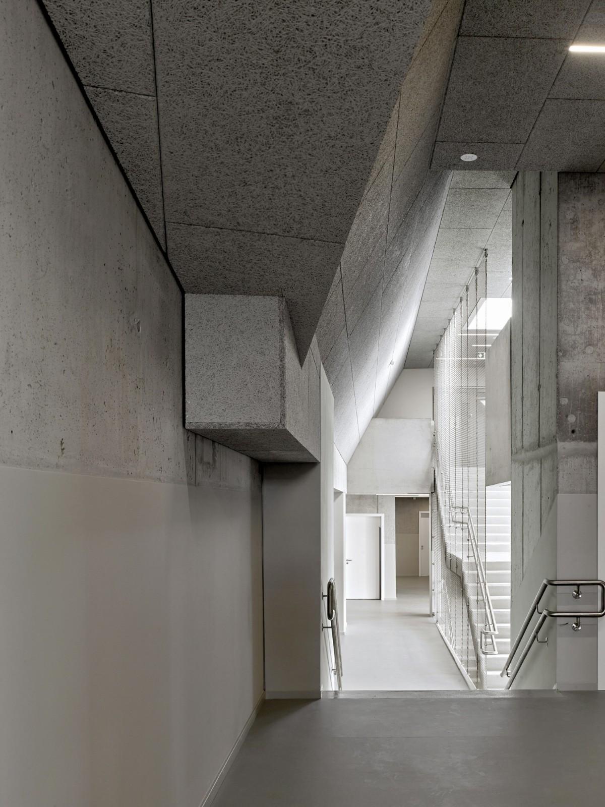 赫宁格社区幼儿园 / Meixner Schlüter Wendt