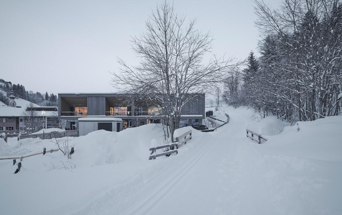 威尔德舍瑙的托儿所和日托班 / Unisono Architekten + Kraft:Werk Architektur