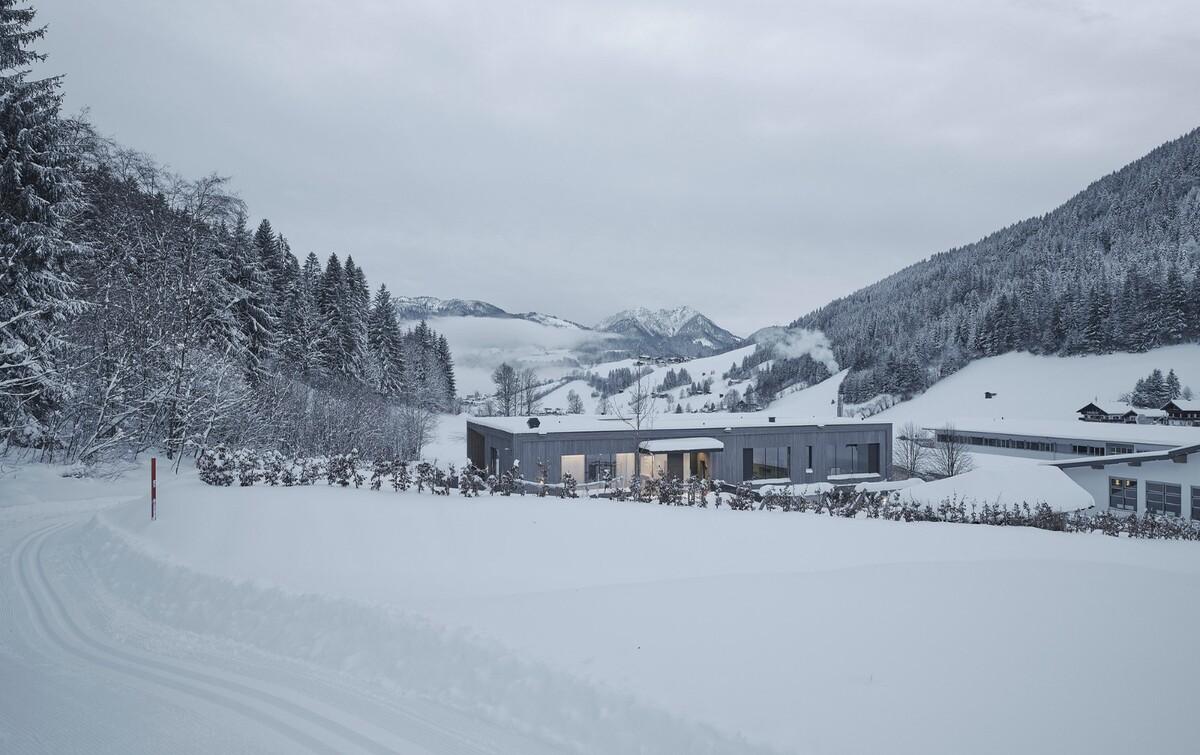 威尔德舍瑙的托儿所和日托班 / Unisono Architekten + Kraft:Werk Architektur