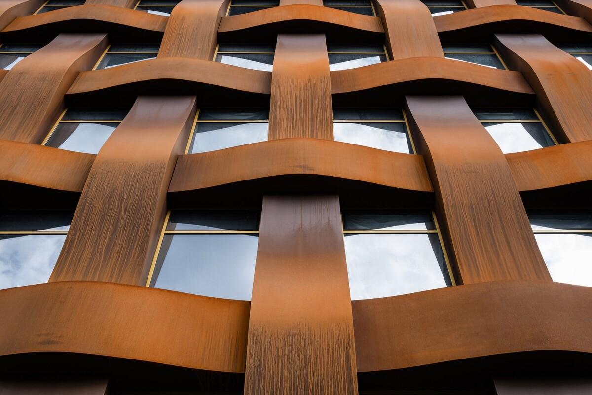 Ferrum 1 办公大楼 / Tchoban Voss Architekten