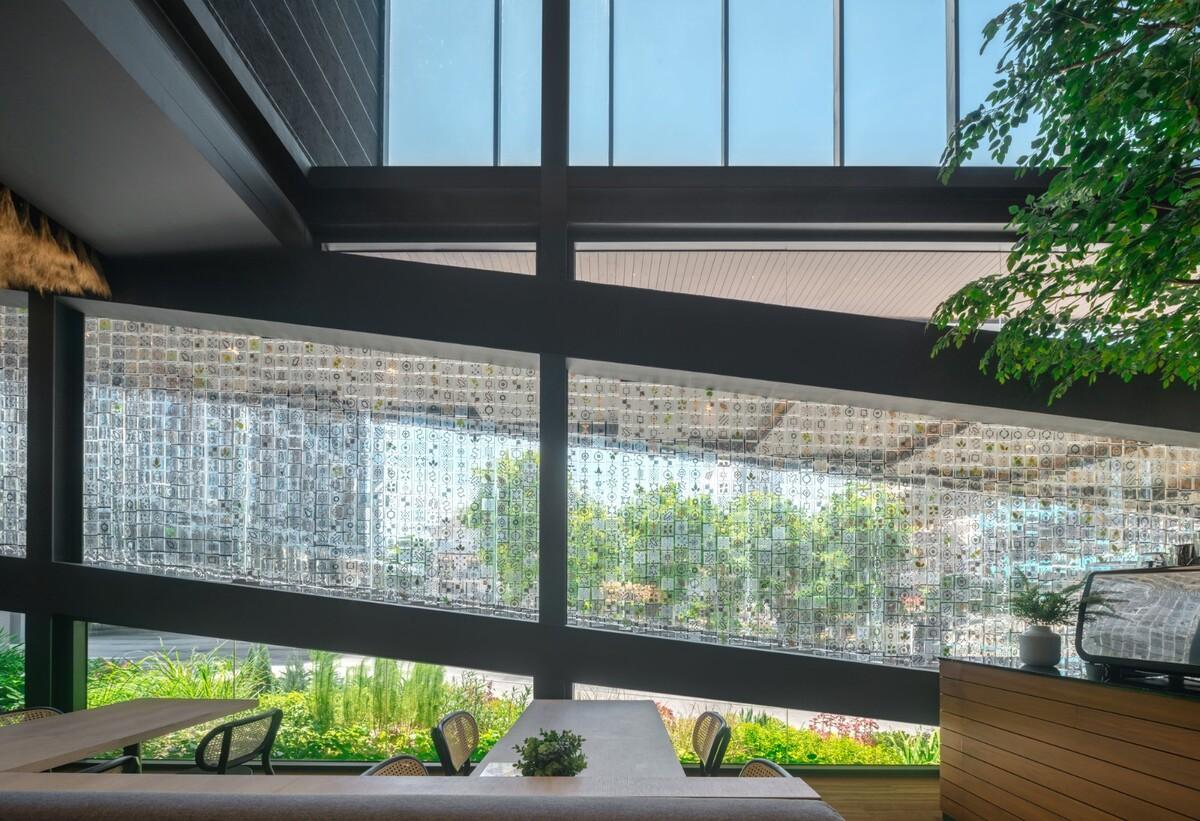 Chia Tai 农场餐厅 / ForX Design Studio