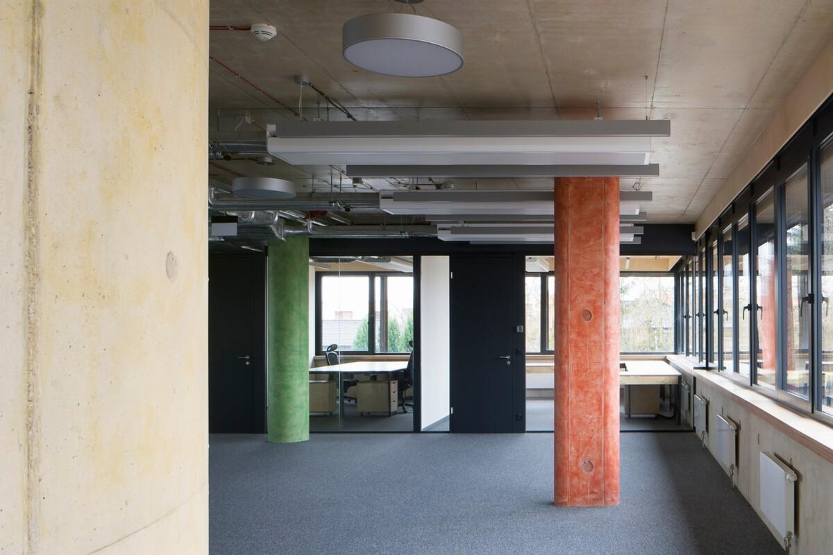 捷克POHL总部 / Rusina Frei Architekti