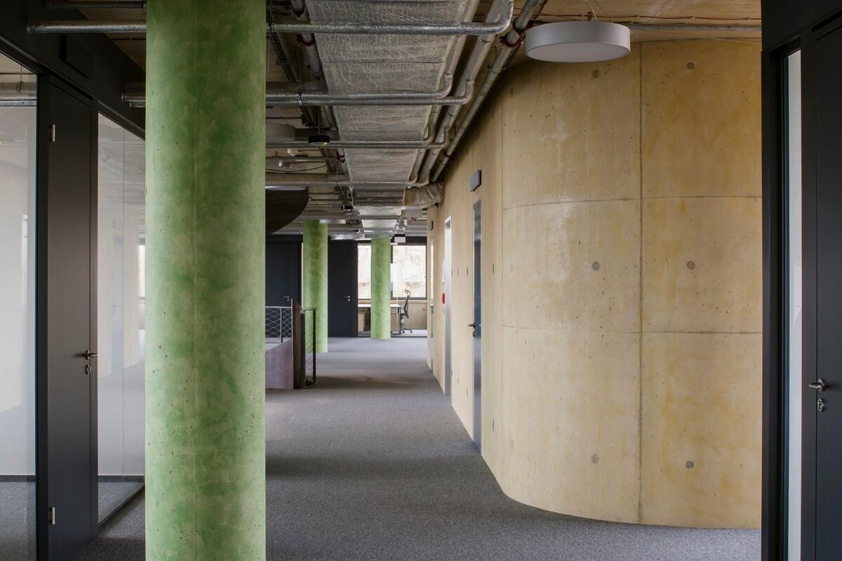 捷克POHL总部 / Rusina Frei Architekti