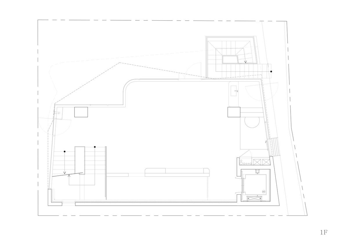 斜棱锥形混凝土建筑，Areuke 水疗中心 / Chiasmus Partners