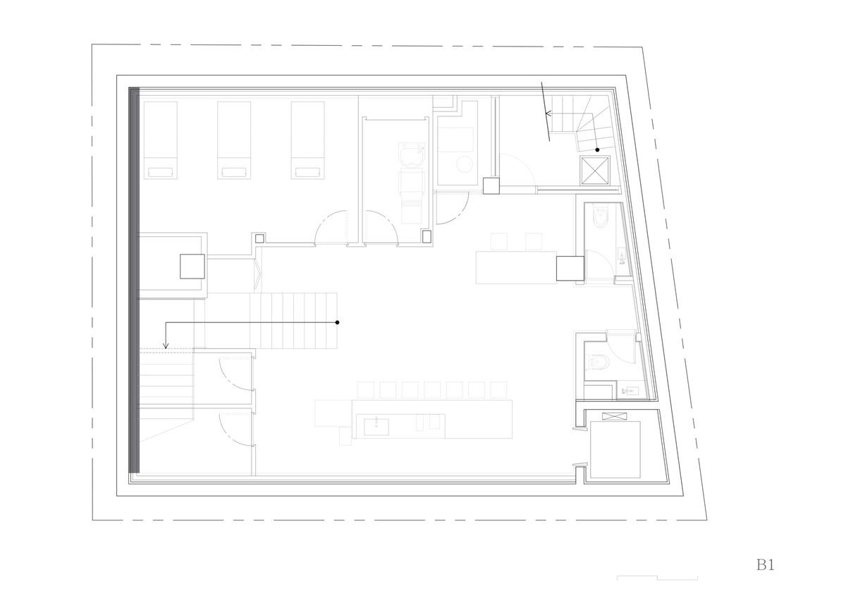 斜棱锥形混凝土建筑，Areuke 水疗中心 / Chiasmus Partners