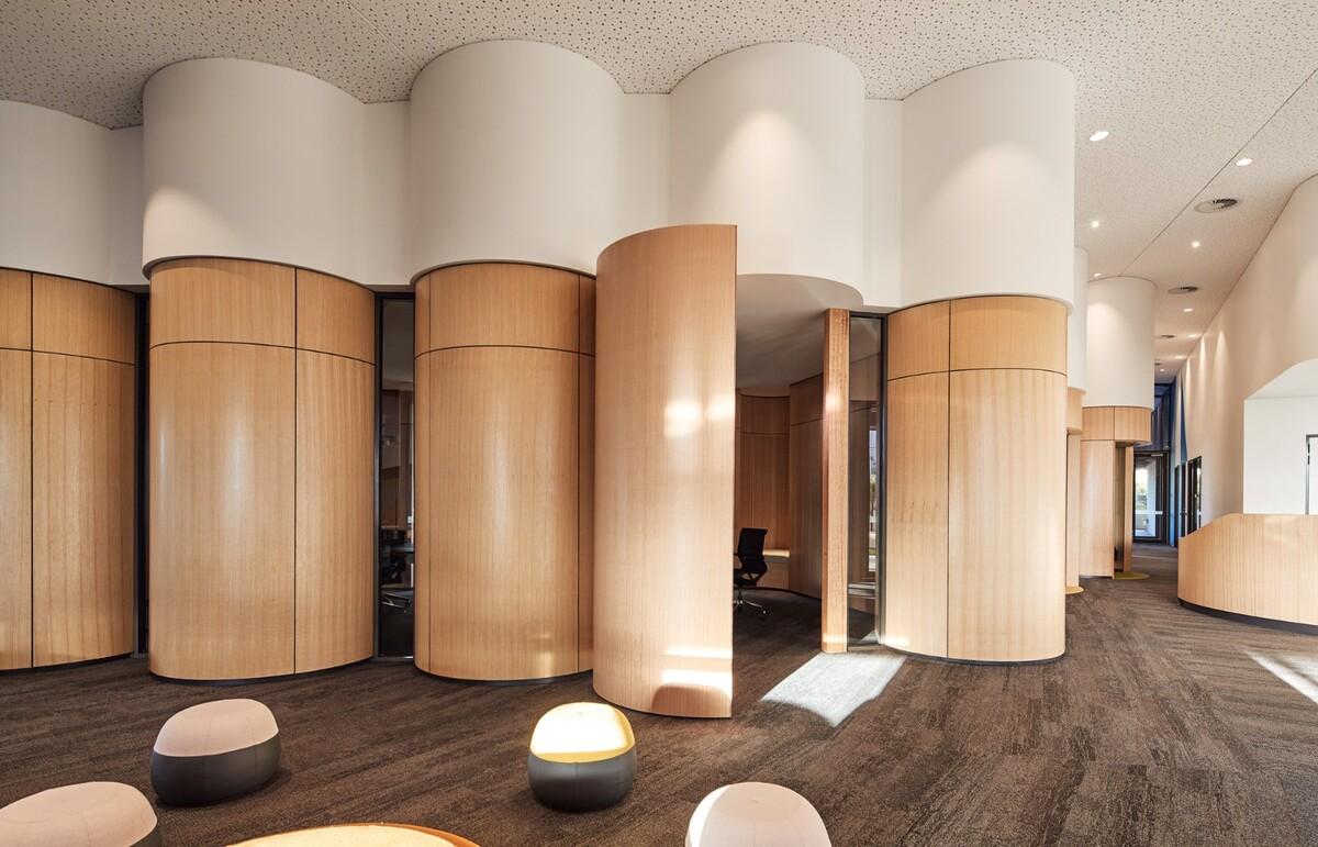 城市海滩寄宿制学院 / iredale pedersen hook architects
