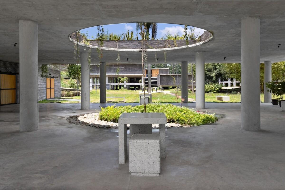 墨西哥塔帕丘拉社会援助中心 / Laboratorio de Acupuntura Urbana