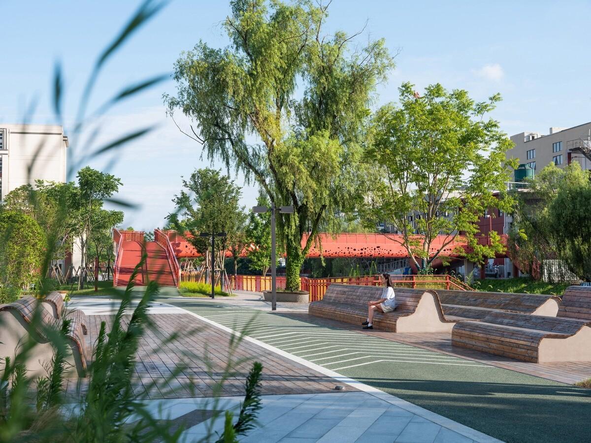 上海闵行横泾港东岸滨水，景观公共空间改造 / SPARK Architects