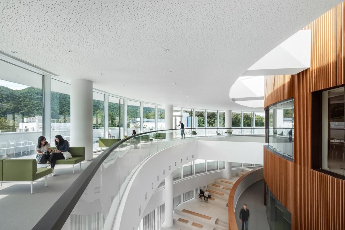 香港逸夫演艺中心 / Henning Larsen