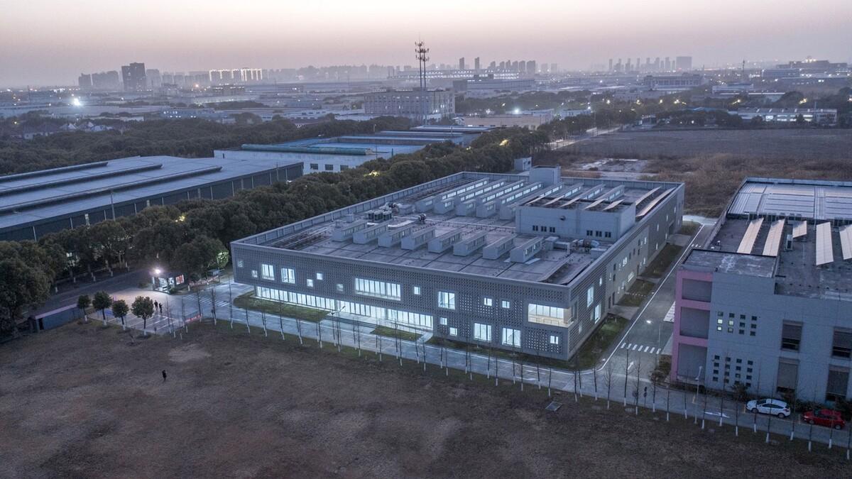和椿科技二号厂房 / 张朋千建筑事务所