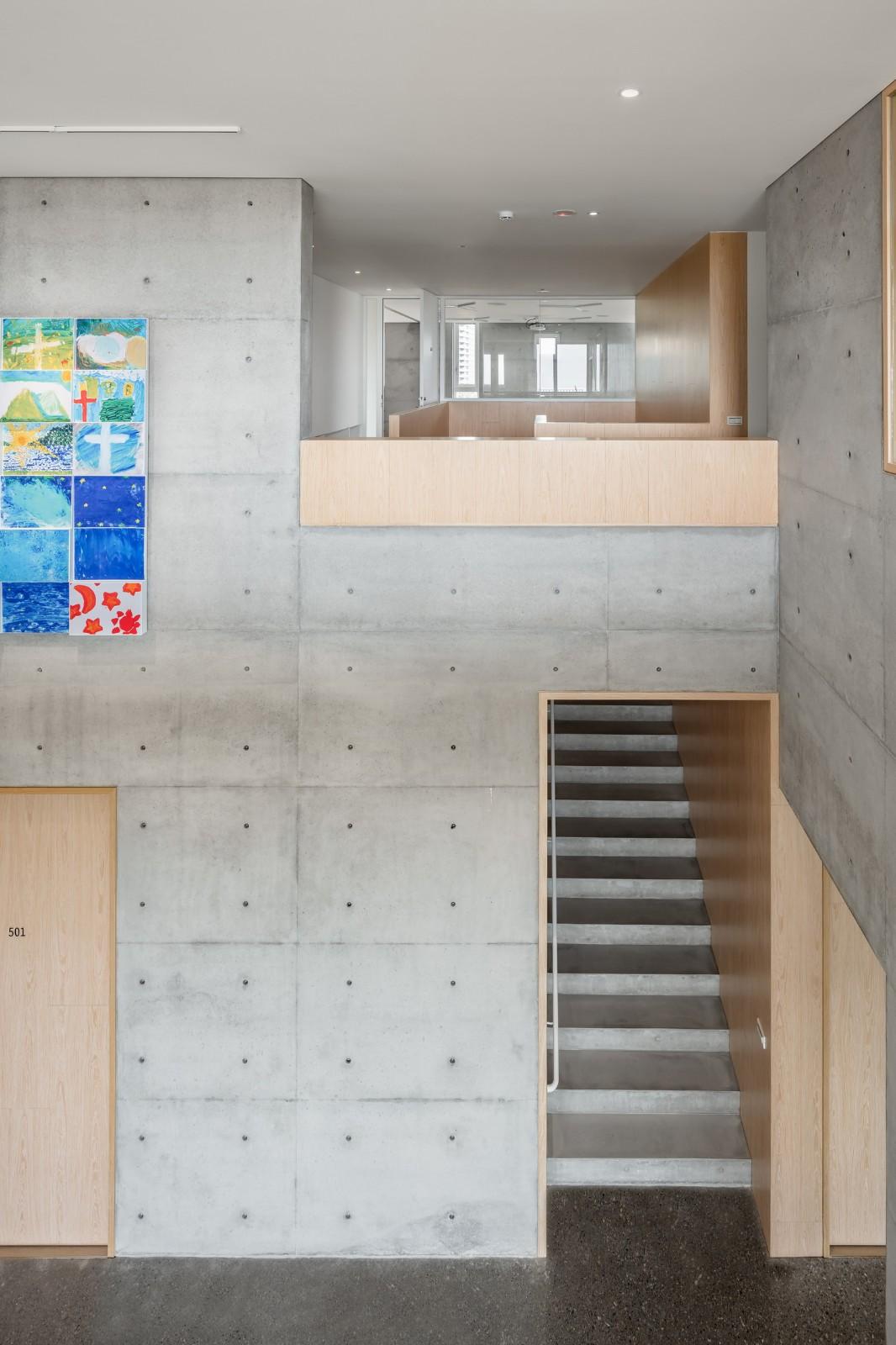 垂直教堂，淡江教堂 / Behet Bondzio Lin Architekten