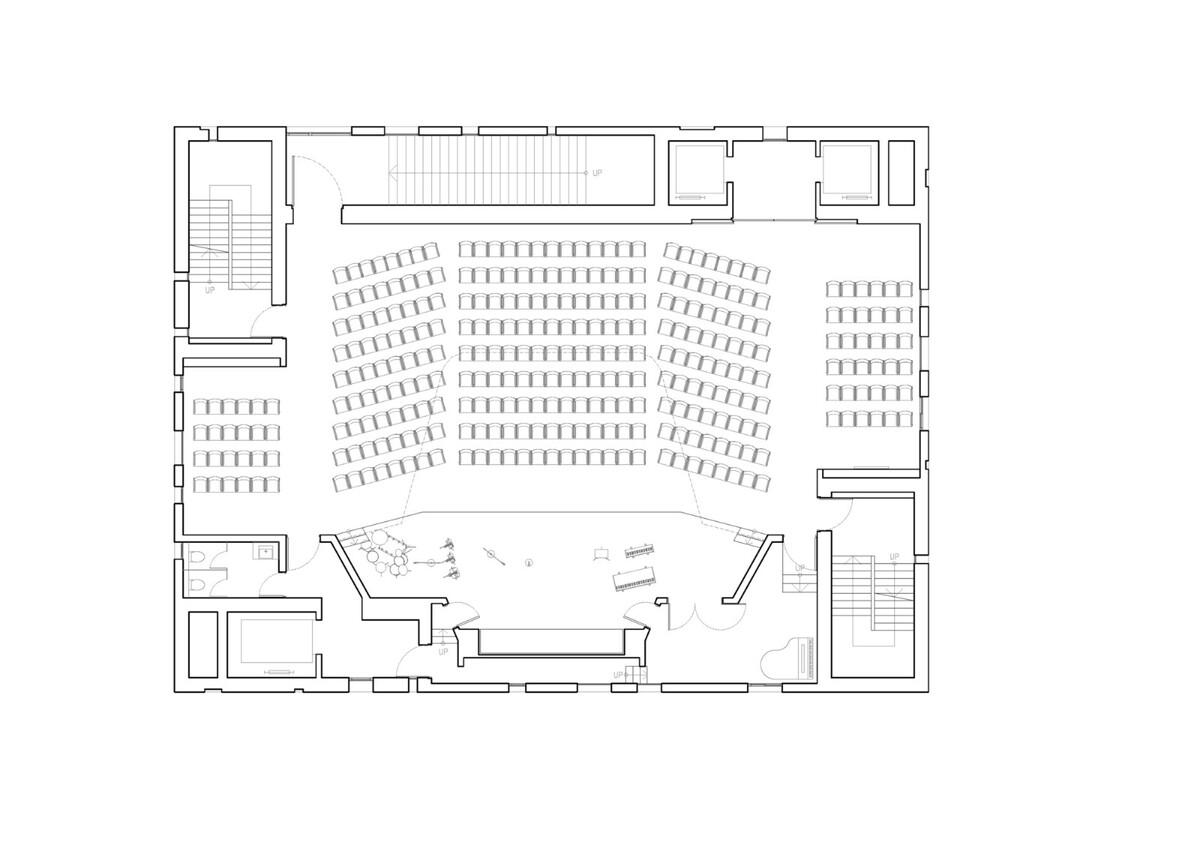 垂直教堂，淡江教堂 / Behet Bondzio Lin Architekten