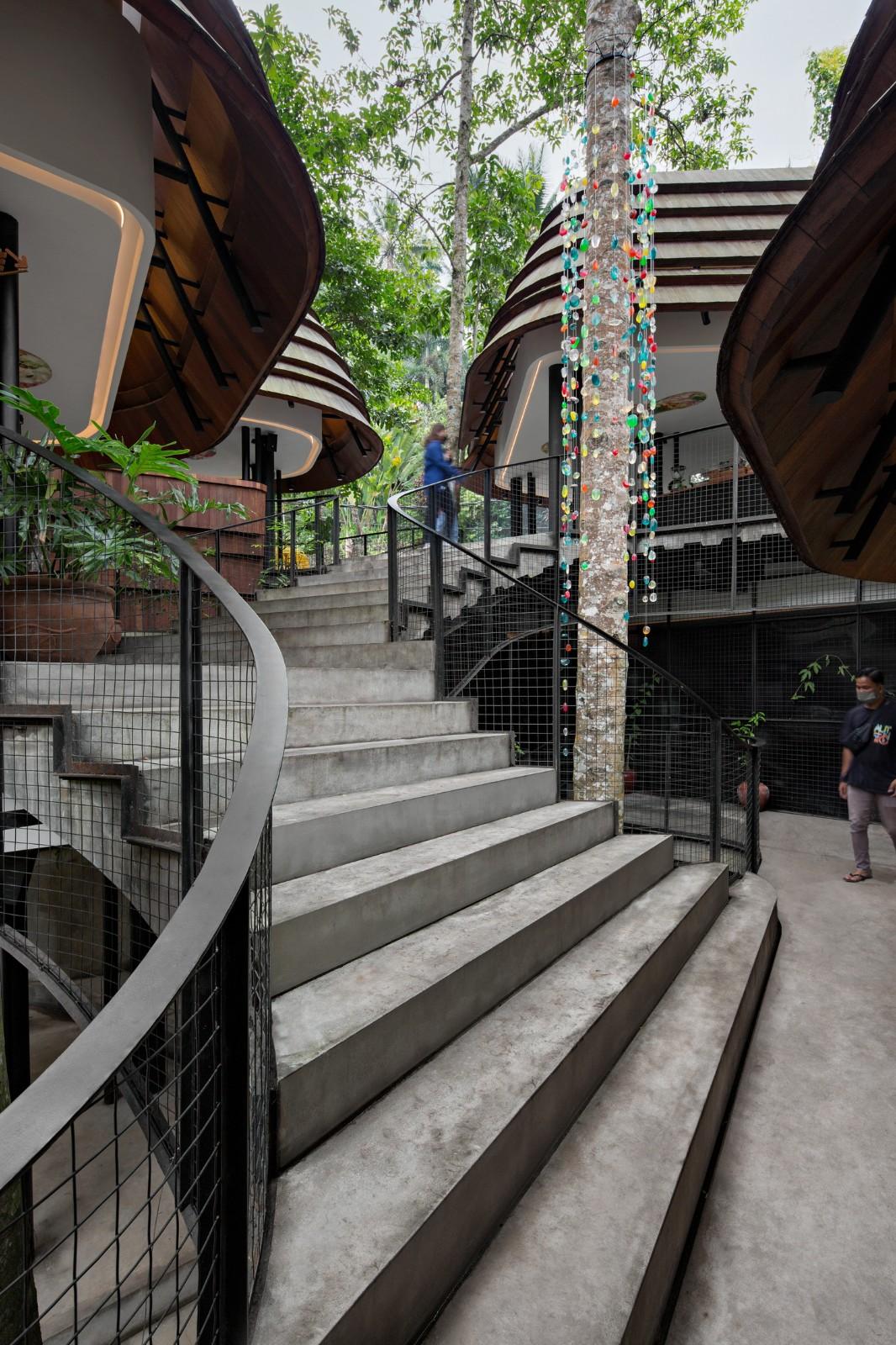 WYAH 艺术与创意空间 / PARISAULI ARSITEK STUDIO