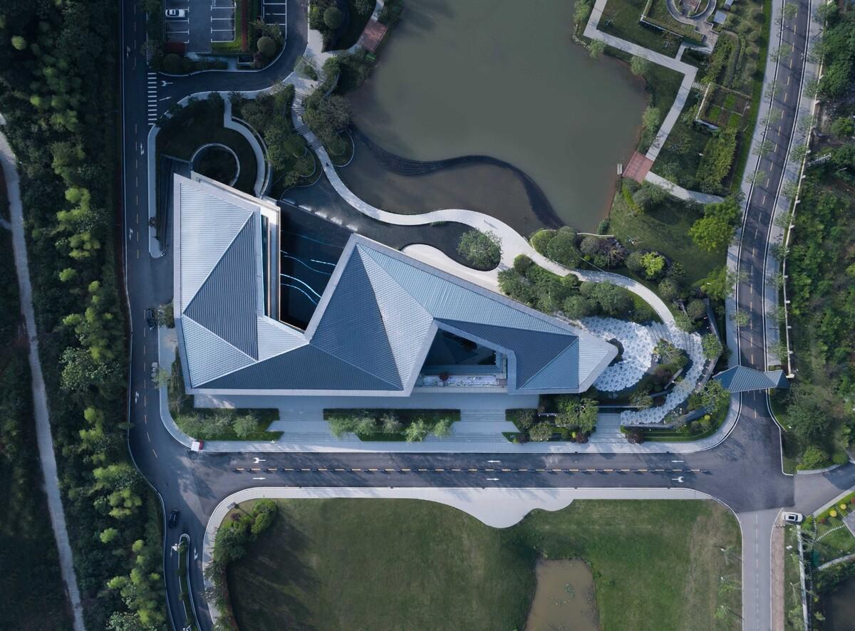 长沙麓隐青竹湖展示中心 / PTA上海柏涛