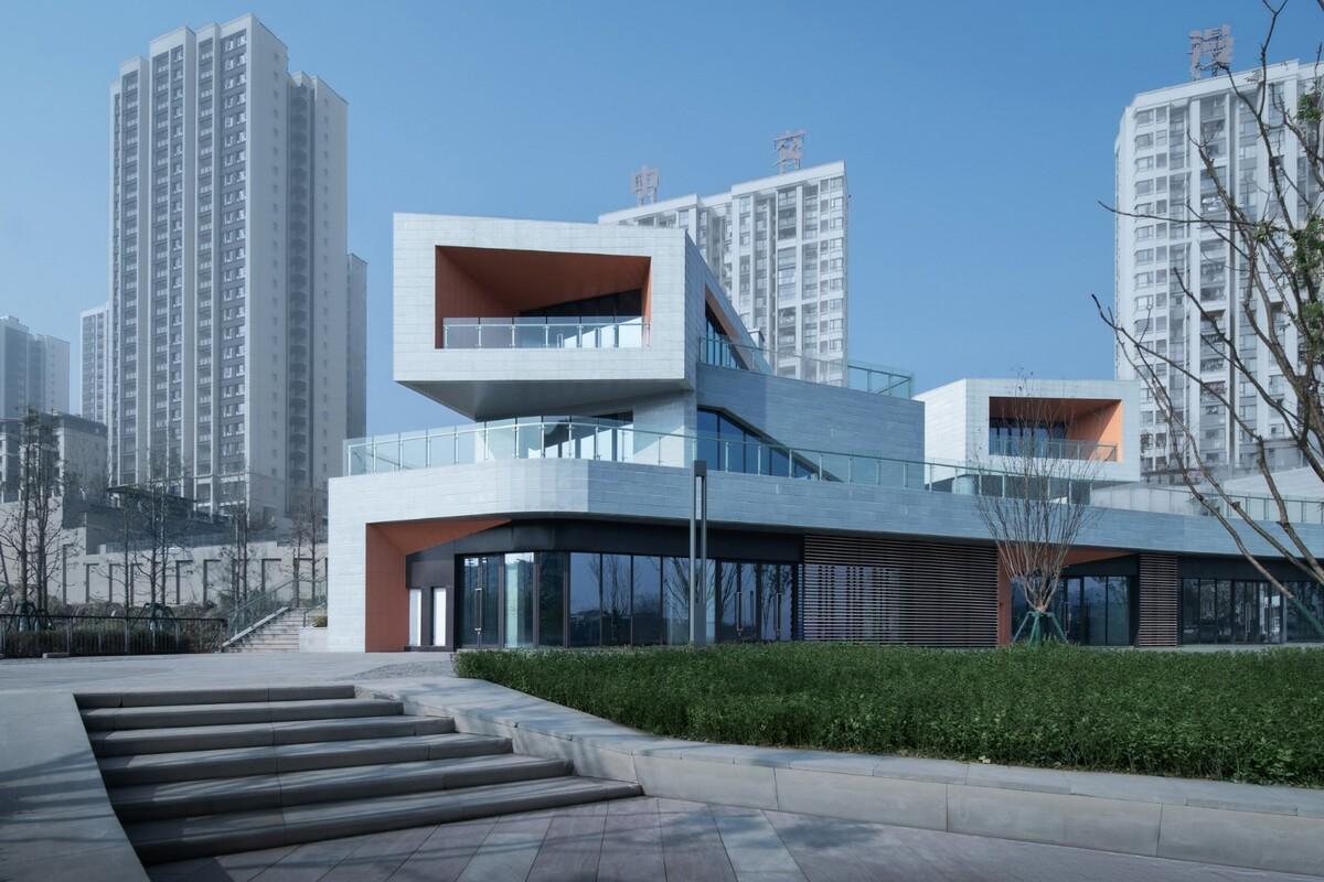 重庆南岸区茶园中交漫山滨河商业，重庆 / 源道建筑