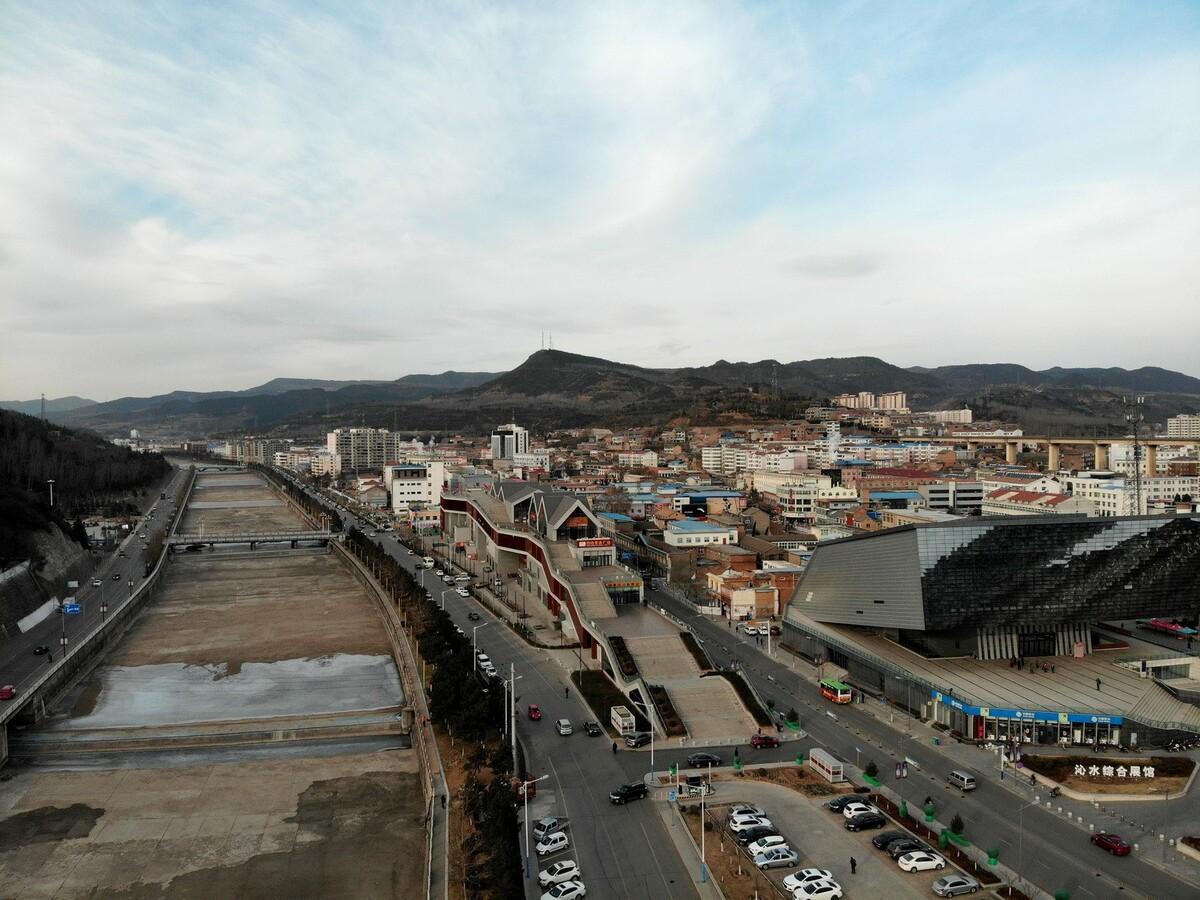 古典之鱼——沁水杏河商业带 / 宽建筑 & 北京城建设计发展集团