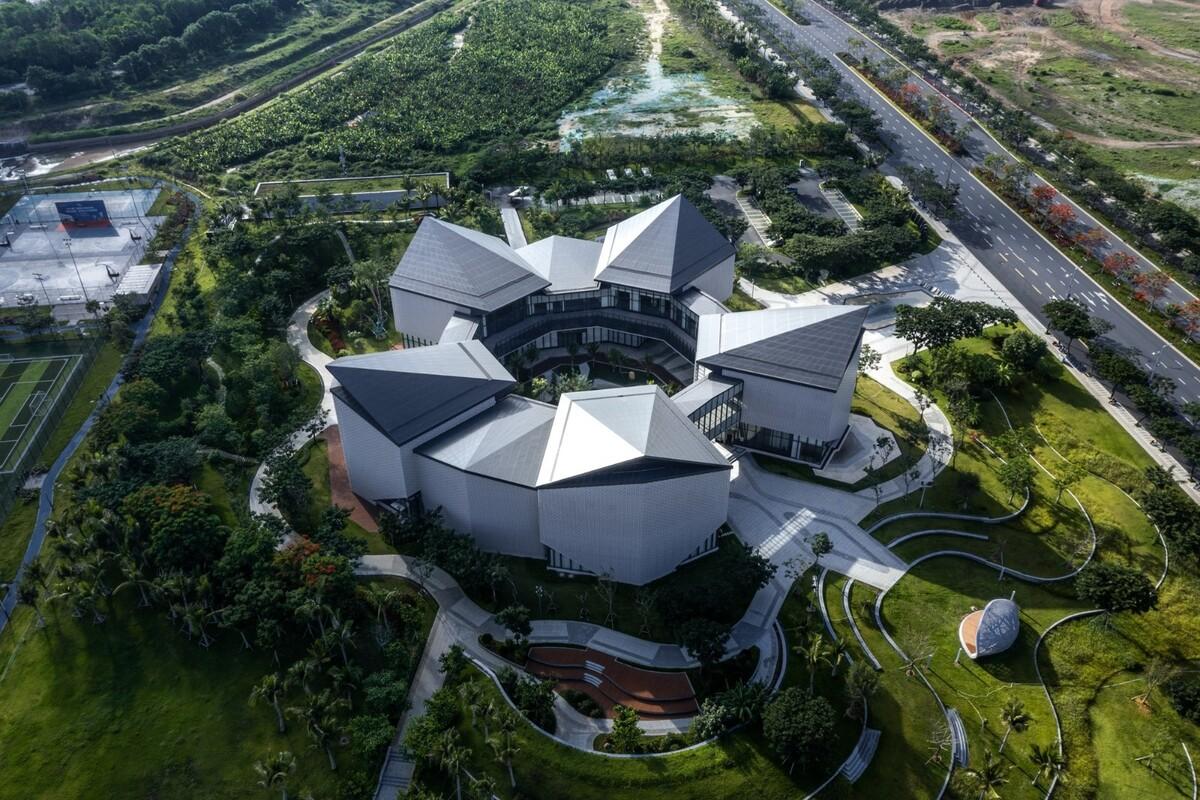 三亚崖州湾科技城产业促进中心 / Gensler