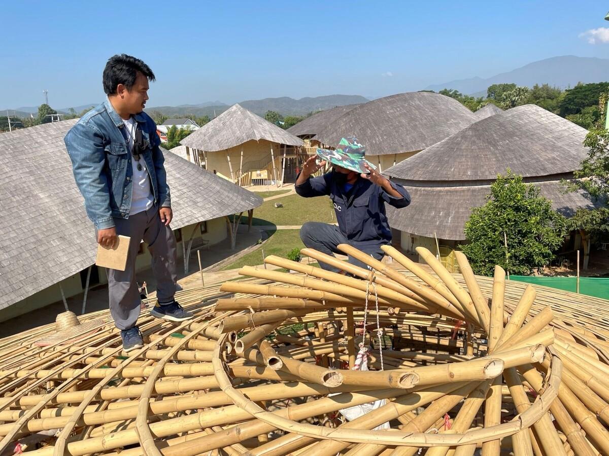 竹结构建筑，Panyaden 中学图书馆 / Chiangmai Life Architects