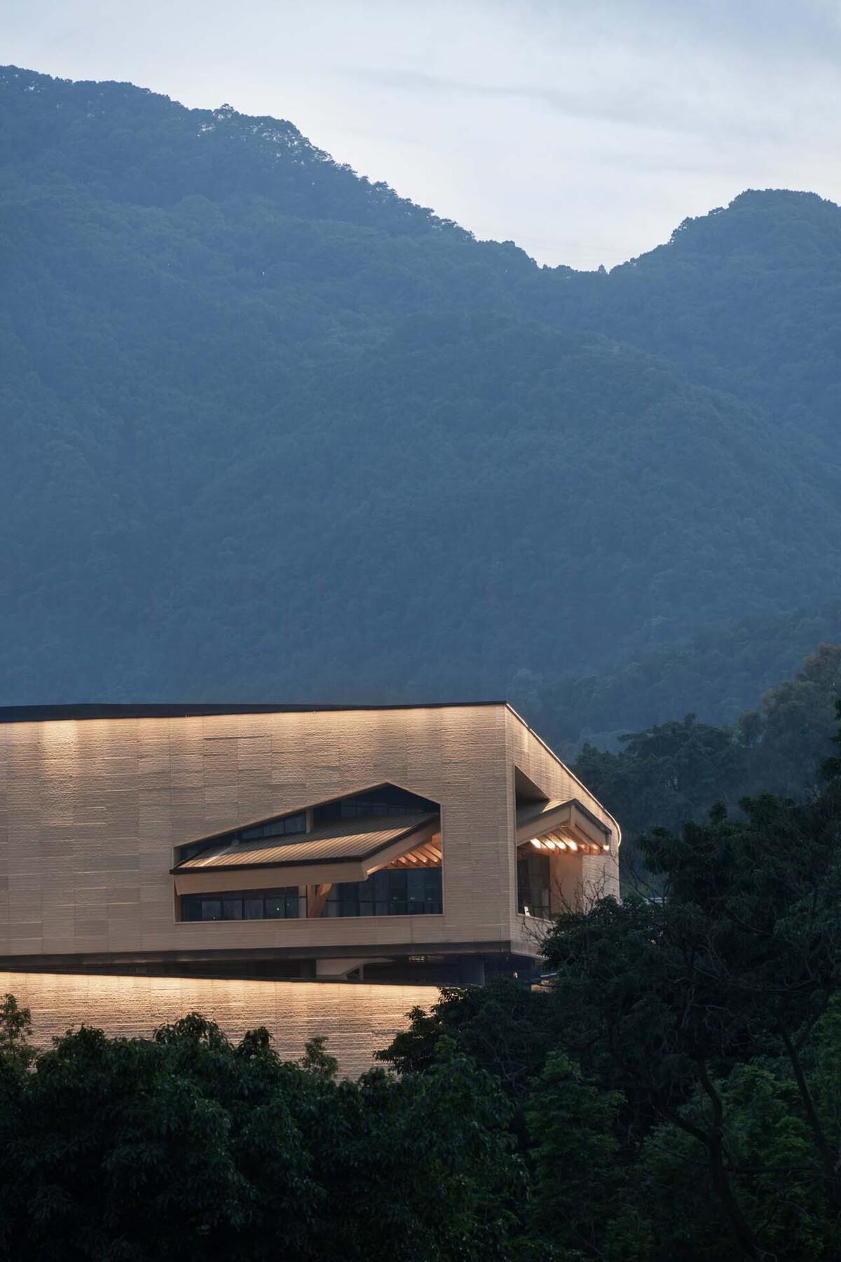 重庆·1949大剧院 / 重庆悦集建筑设计事务所