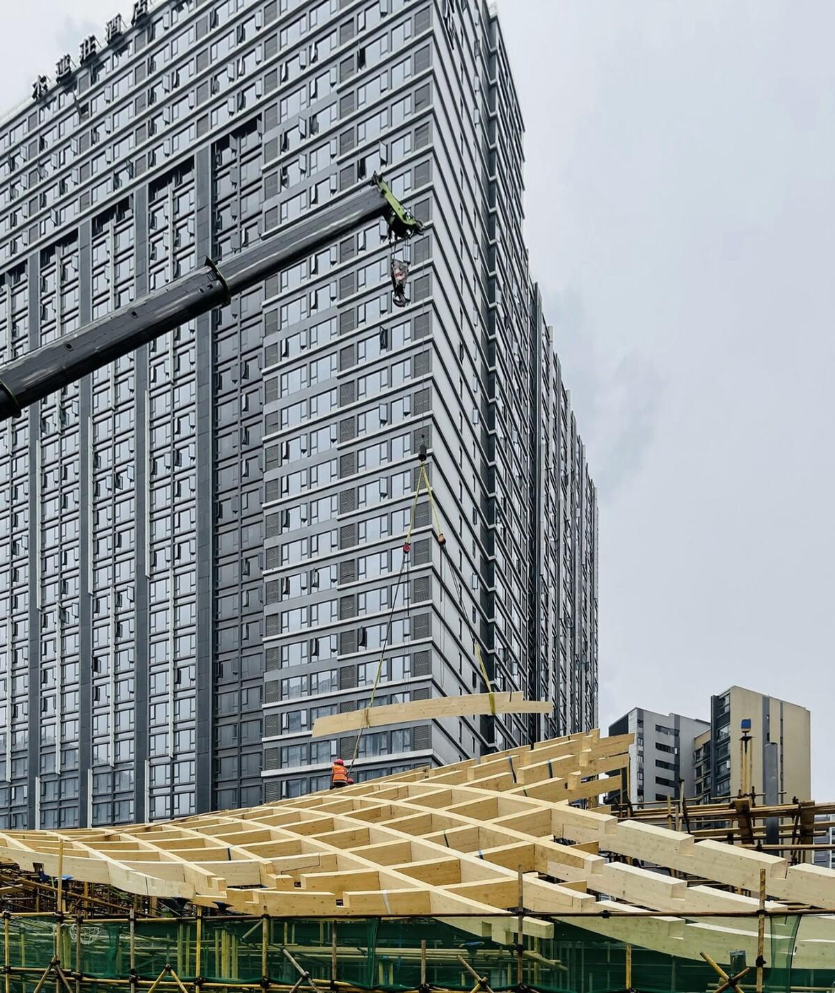 交子大道木屋顶餐厅 / 致野建筑