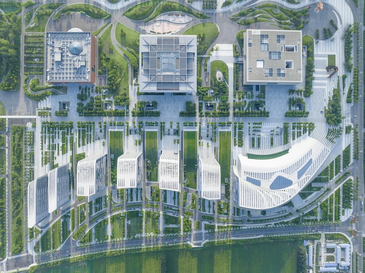 高山流水、兼收并蓄的城市文化新名片—济宁市文化中心三期文化产业园 / Laguarda.Low Architects (LLA)